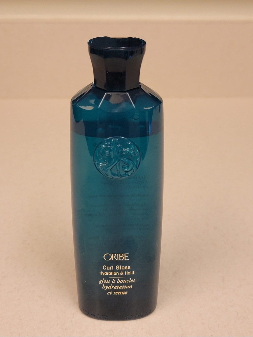 Oribe Curl Gloss Hydration & 5.9 oz. Bottle